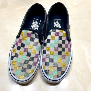 Women’s Vans! Size 8.5! They run a little big.
